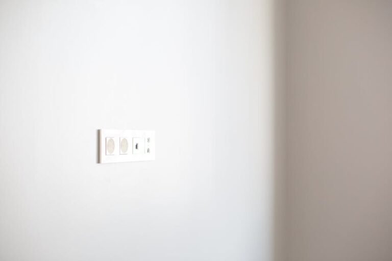 Najbolja Dodatna oprema za prekidače i utičnice